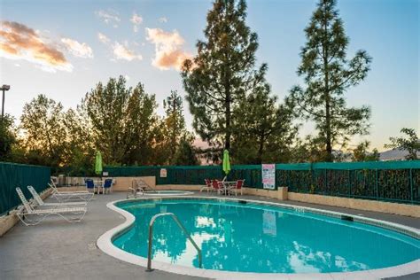 The 10 best cheap hotels in San Bernardino, USA .